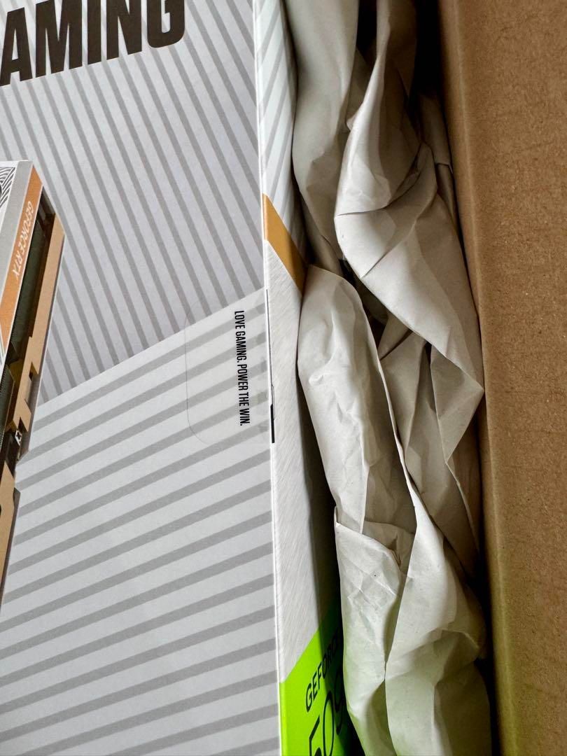 未使用未開封 ZOTAC GeForce RTX5090 SOLID OC W - メルカリ