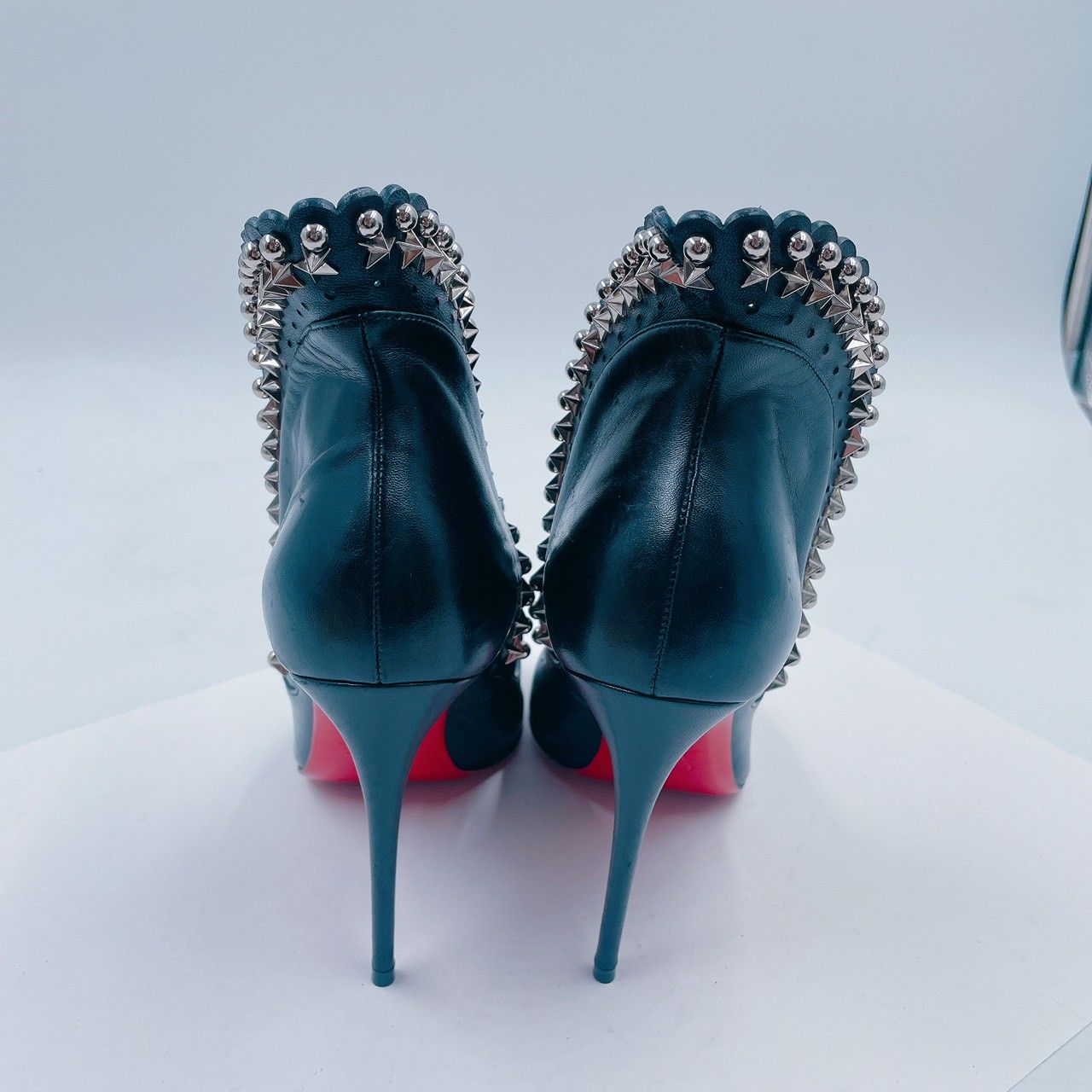 クリスチャンルブタン