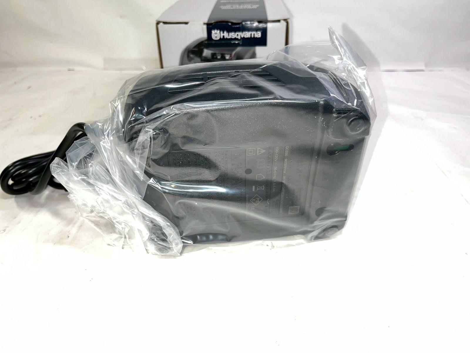 Husqvarna ハスクバーナ