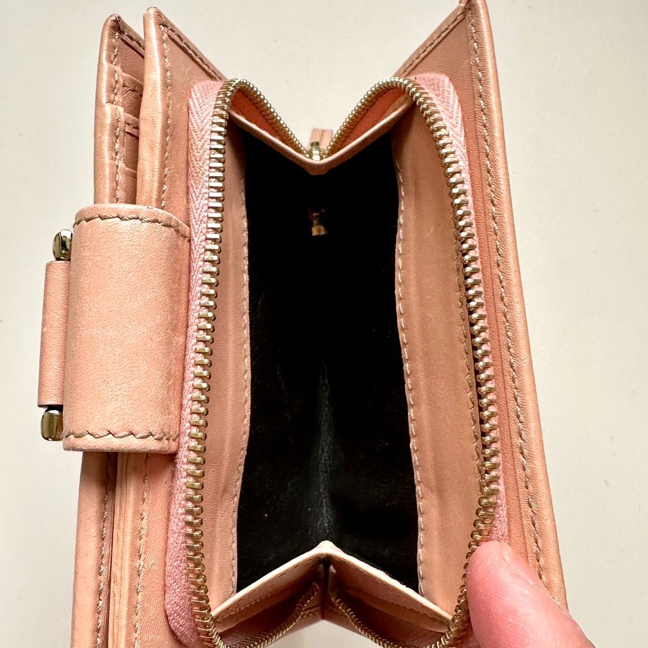 グッチ GUCCI 二つ折り財布 GGキャンバス ピンク - メルカリ