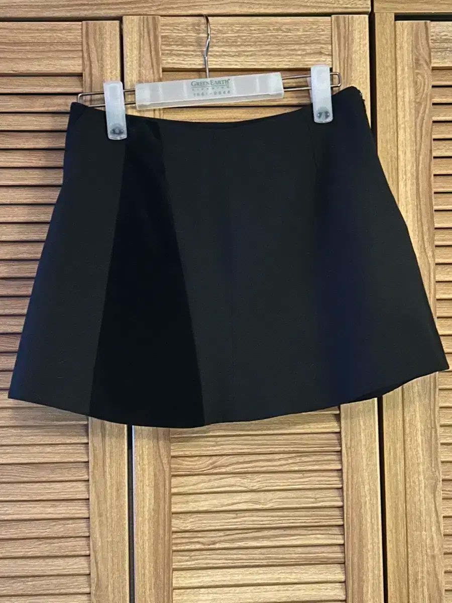 LUCKY CHOUETTE ラッキーシュエトゥ ブラック ミニスカート 36 55