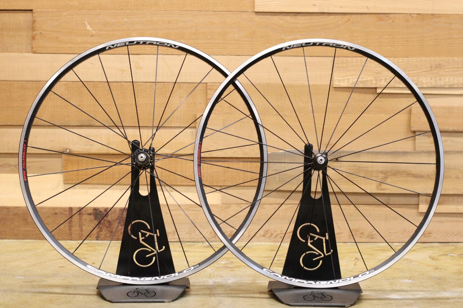 カンパニョーロ CAMPAGNOLO ニュートロン NEUTRON シマノ 10S アルミ カンパニョーロ CAMPAGNOLO ニュートロン NEUTRON シマノ 10S アルミ