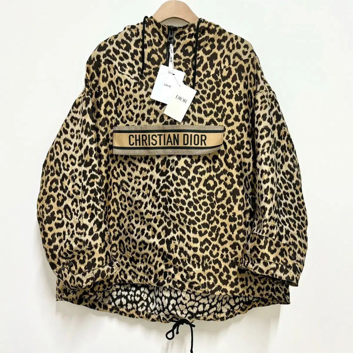 友一在銘　極上特大牛根付　トコカト　200g 東里7-0702⭐︎げ 友一在銘 極上特大牛根付 トコカト 200g 東里7-0702⭐︎げ 藍釉碗 幅約