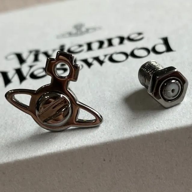 Vivienne Westwood ピアス ⚠︎片耳のみ ヴィヴィアンウエストウッド ピアス 片耳 レディース Vivienne
