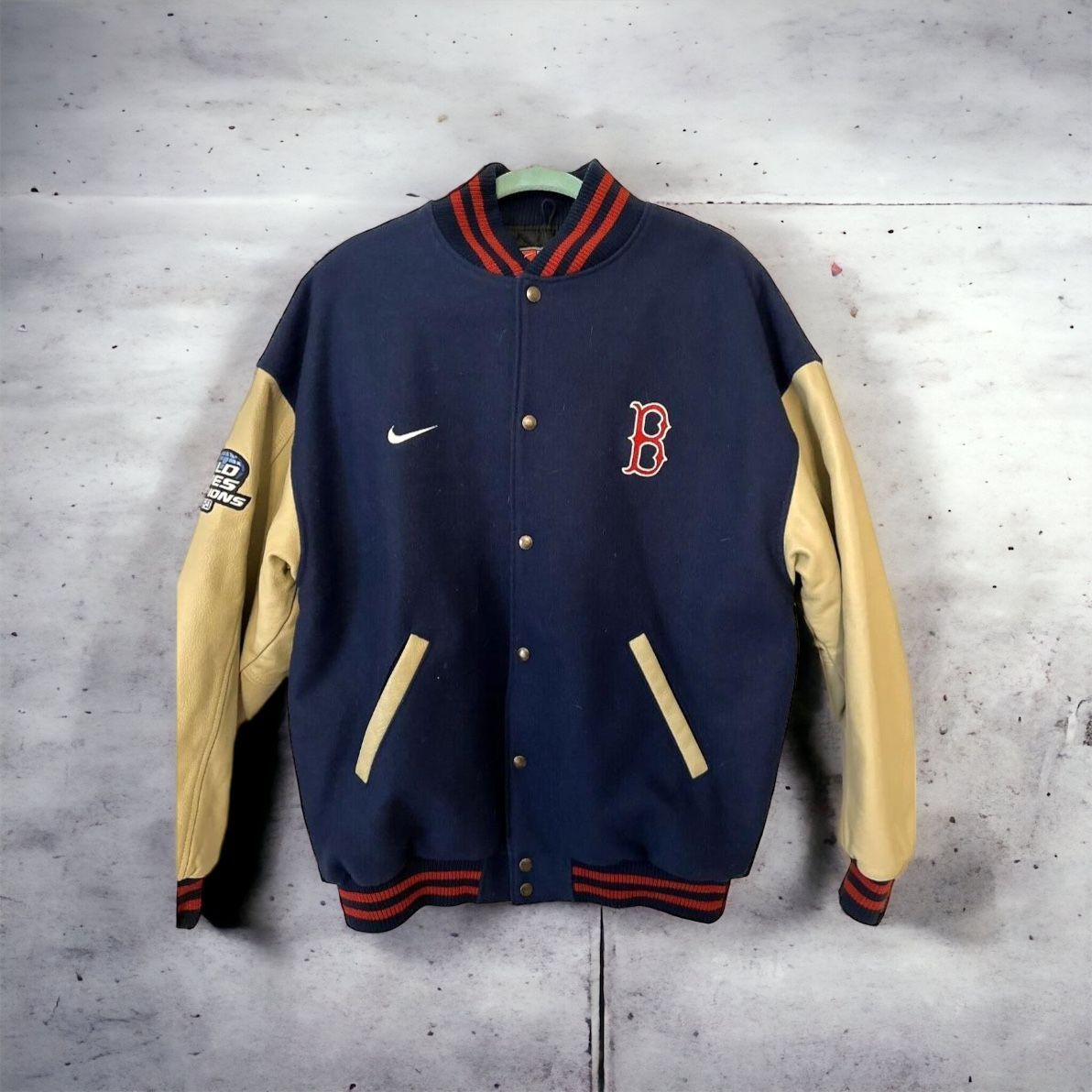 ☆優勝記念モデル☆ BOSTON RED SOX NIKE LETTERMAN JACKET レッド