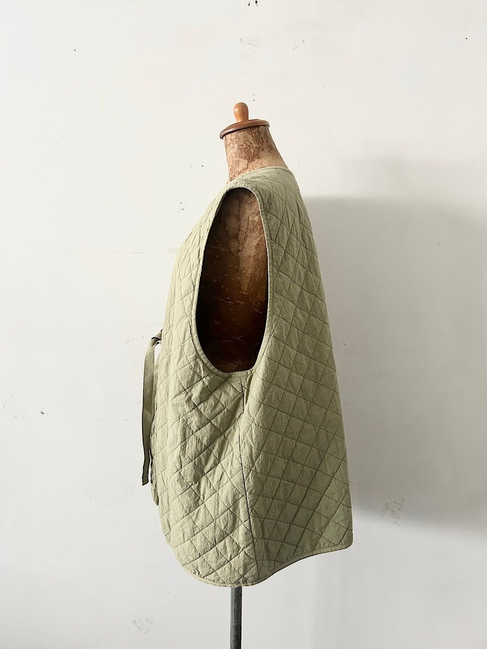 コットンラミーキルティングリバーシブルベスト