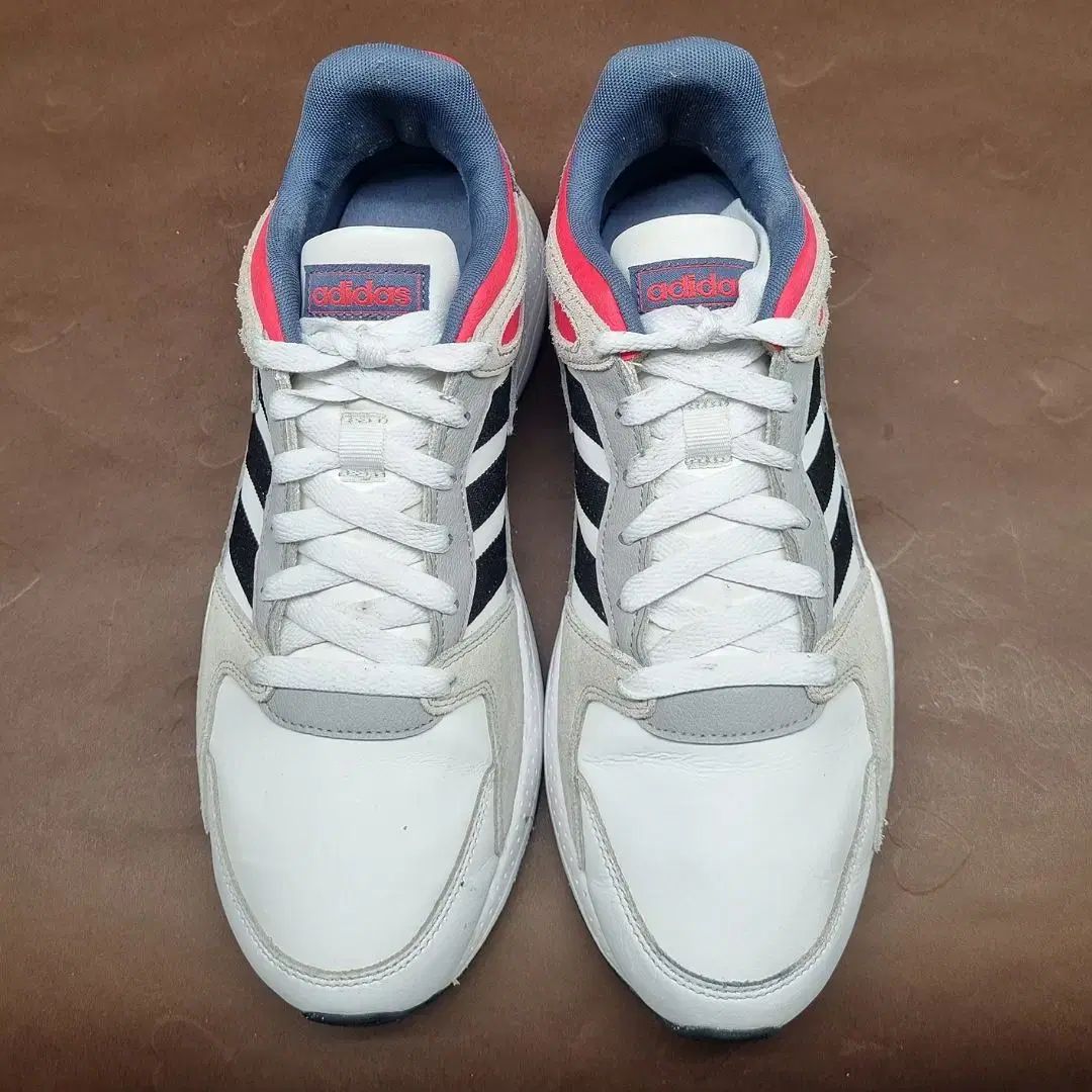 アディダス（adidas）（メンズ）スニーカー スポーツシューズ