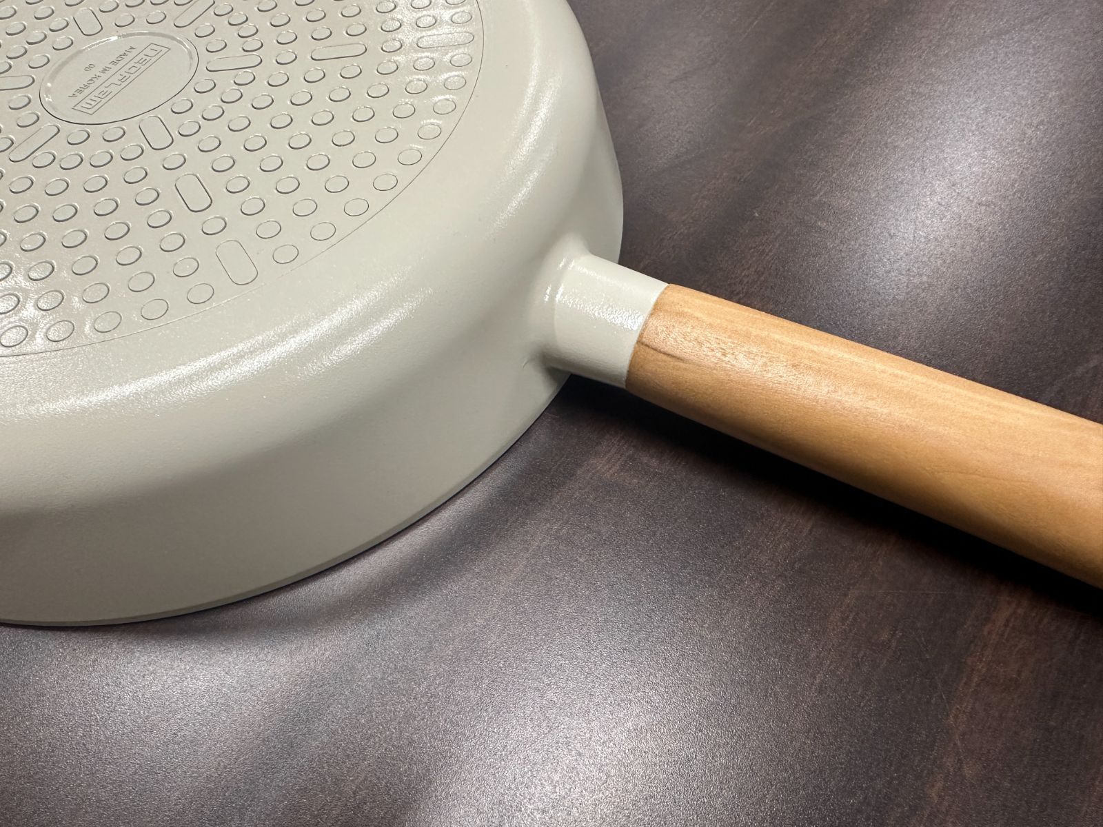 FIKAセラミックフライパン28cm