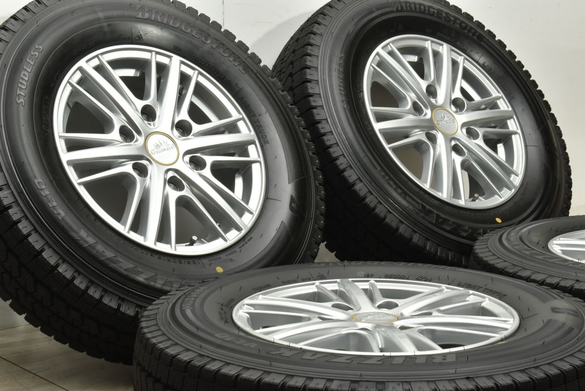 ハイエース　バリ溝　195/80R15スタッドレス スタッドレス 195/80/15 ハイエース バリ溝 バリ溝！スタッドレスLT