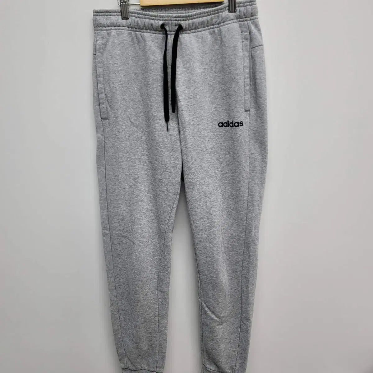 【雷市場（ポンジャン）商品韓国直送】 M ） adidas(アディダス) トレーナー パンツ