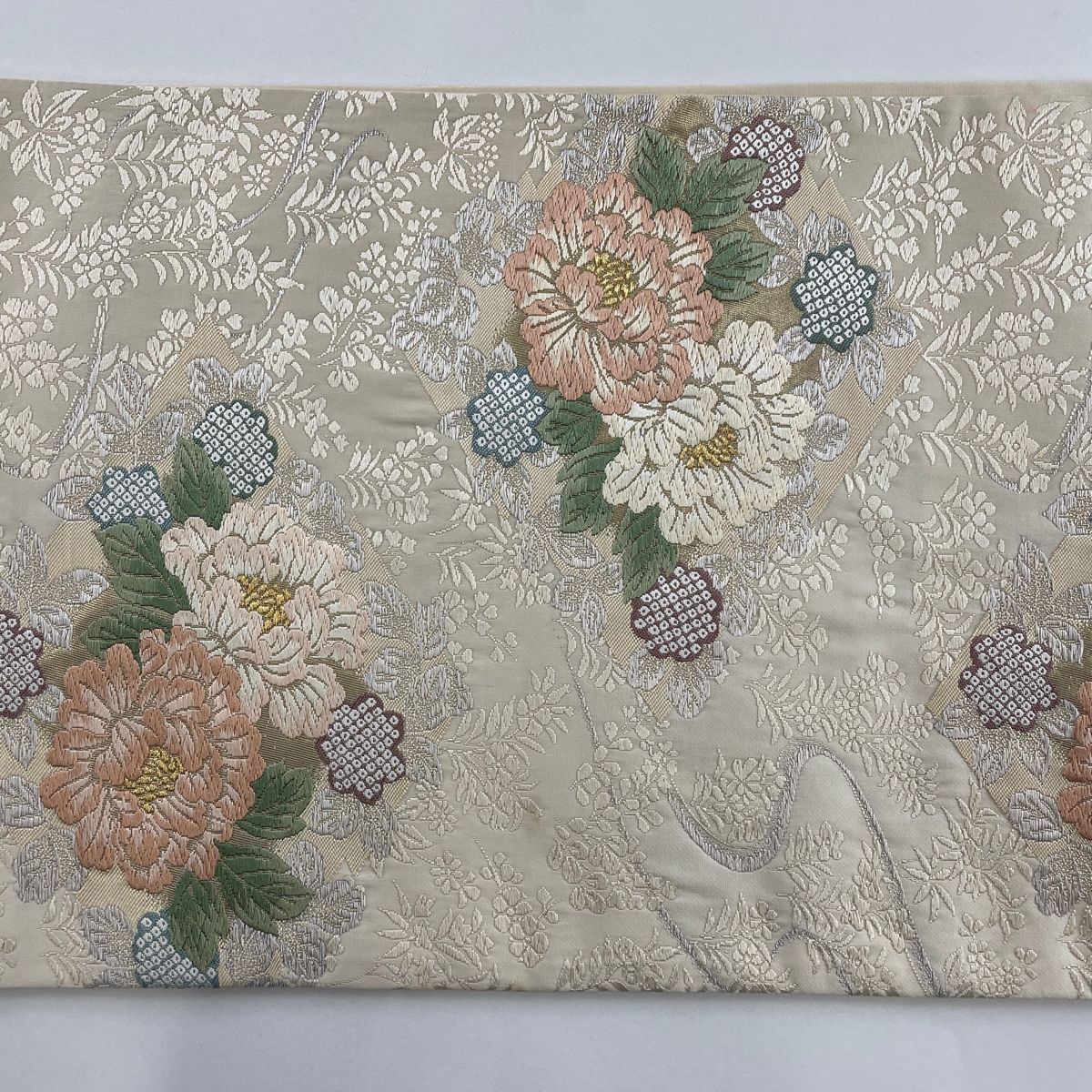 大輪の牡丹の袋帯〉白牡丹 草花SALE 織り出し