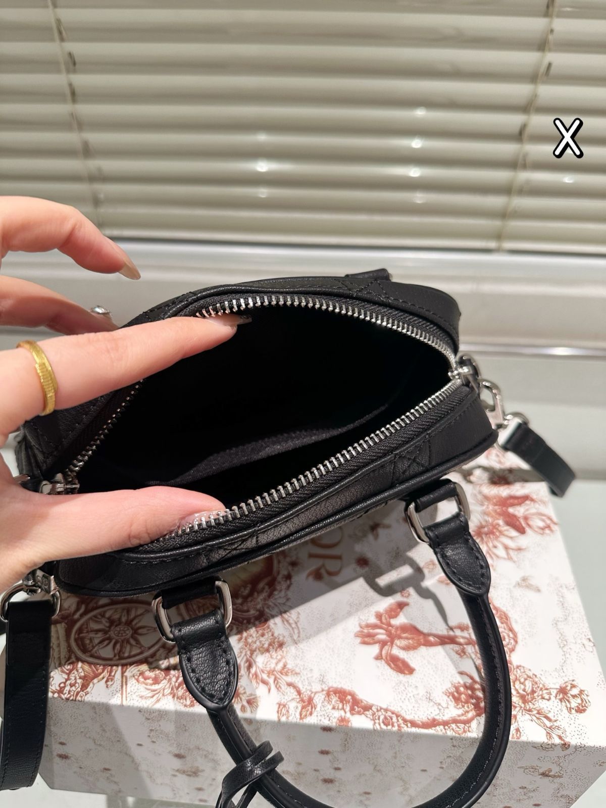 【手渡し】ハンドパン - vibe d minor | 1.2万円のケース付き 手渡し】ハンドパン - vibe d minor | 1.2万円のケース付き