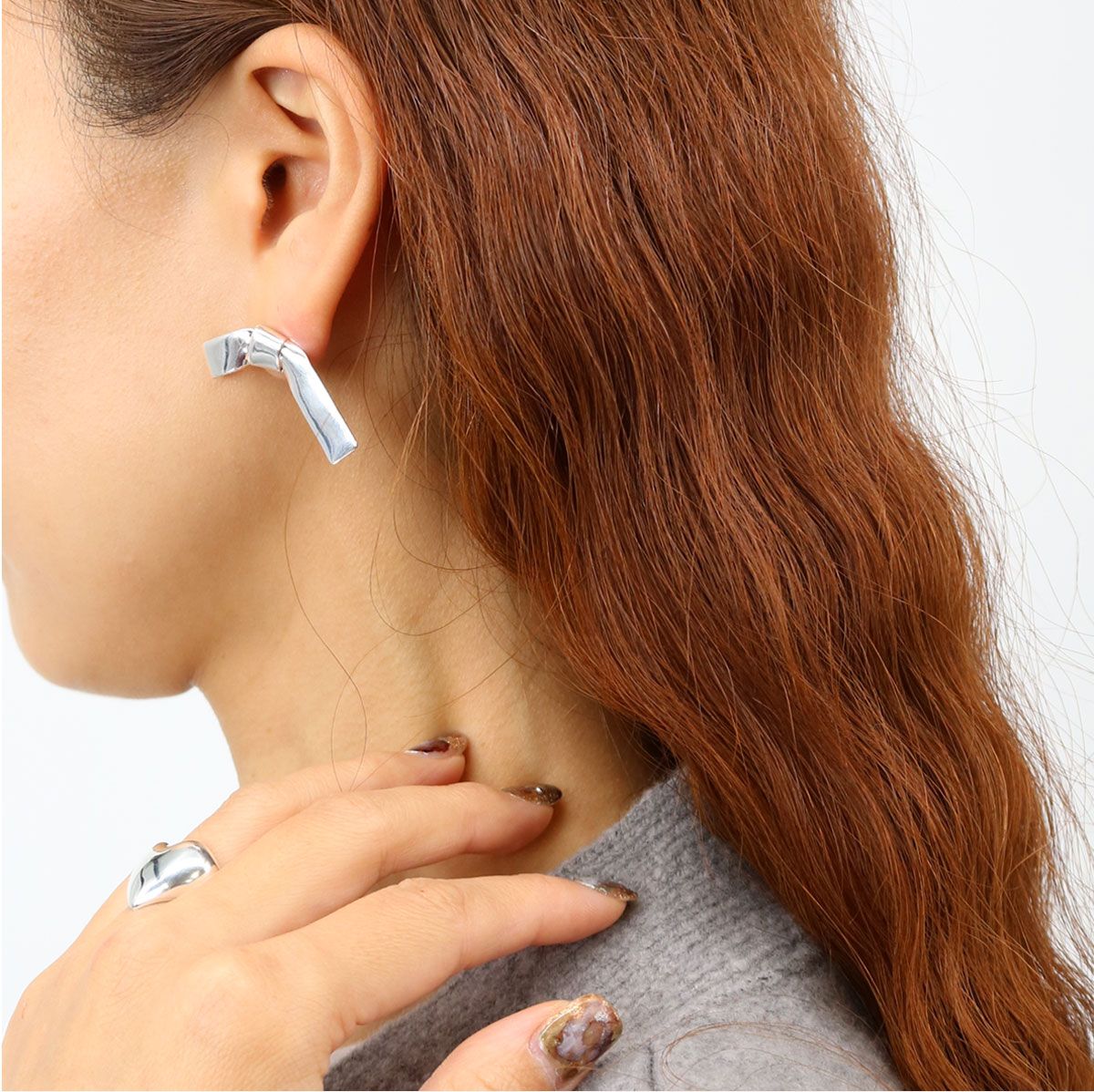 □ANNIKA INEZ アニカイネズ Small Cravat Earrings Sml リボン