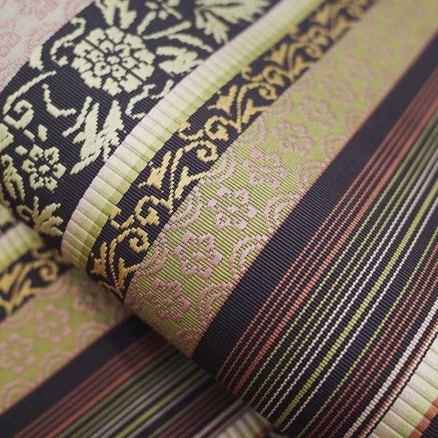 新品未使用品 証紙あり 正絹 本場筑前全通名古屋帯【井上織物】《縞 花