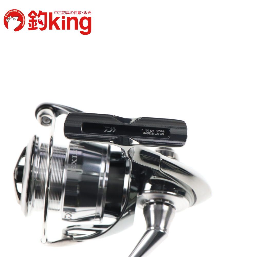 スピニングリール