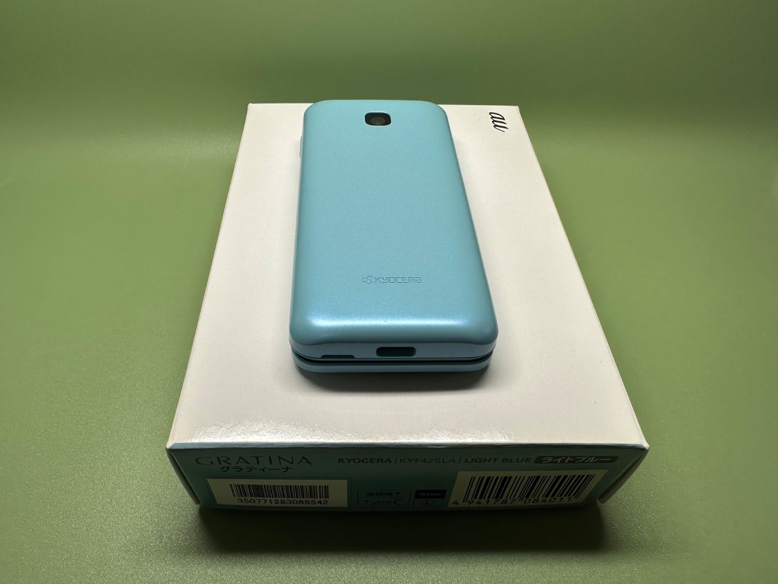 ☆Simロック解除済み☆ au GRATINA KYF42 ライトブルー 4G