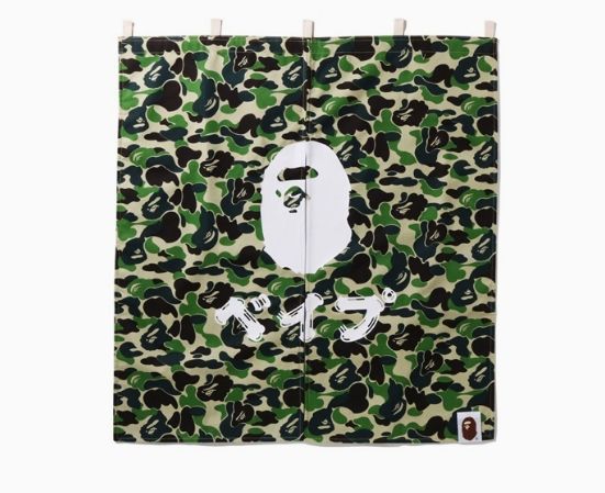 BATHING APE