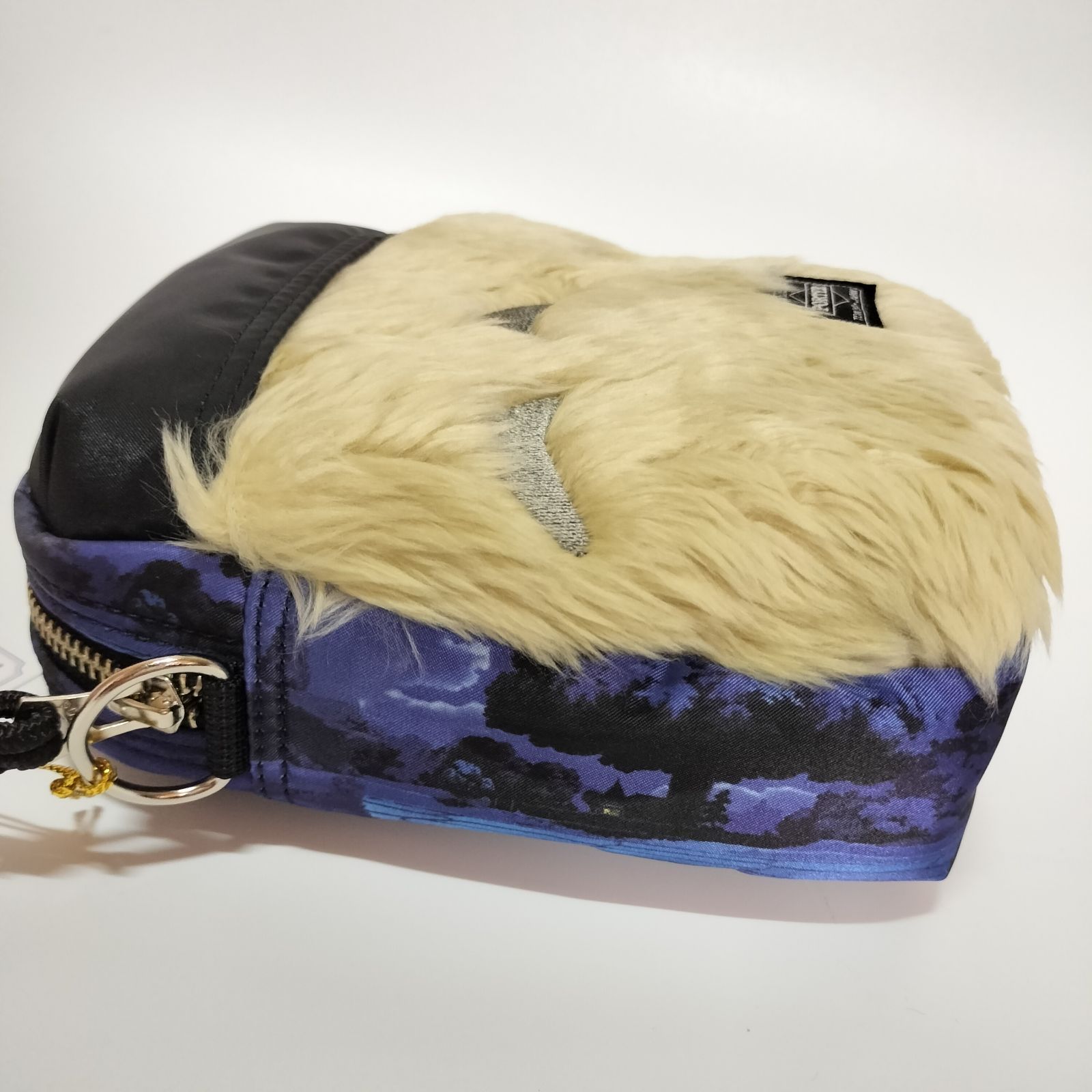 新品】PORTER となりのトトロ コラボ VERTICAL SHOULDER BAG 新品】PORTER となりのトトロ コラボ VERTICAL SHOULDER BAG