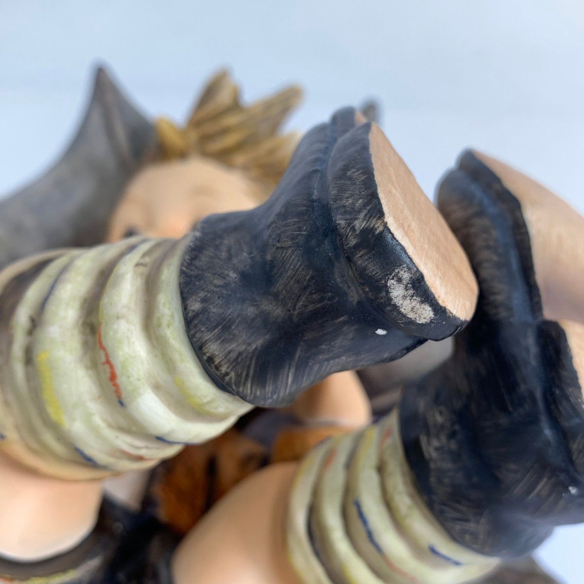 ドイツ Goebel ゲーベル 傘の少年 傘の少女 フンメル人形 フィギュリン ドイツ Goebel ゲーベル 傘の少年 傘の少女 フンメル人形