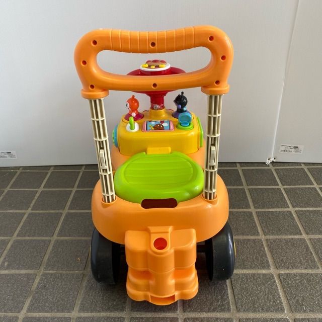 アンパンマンよくばりビジーカー（岐阜引き取りのみ） Yahoo!オークション - 25A05-33N アンパンマン よくばりビジーカー 乗