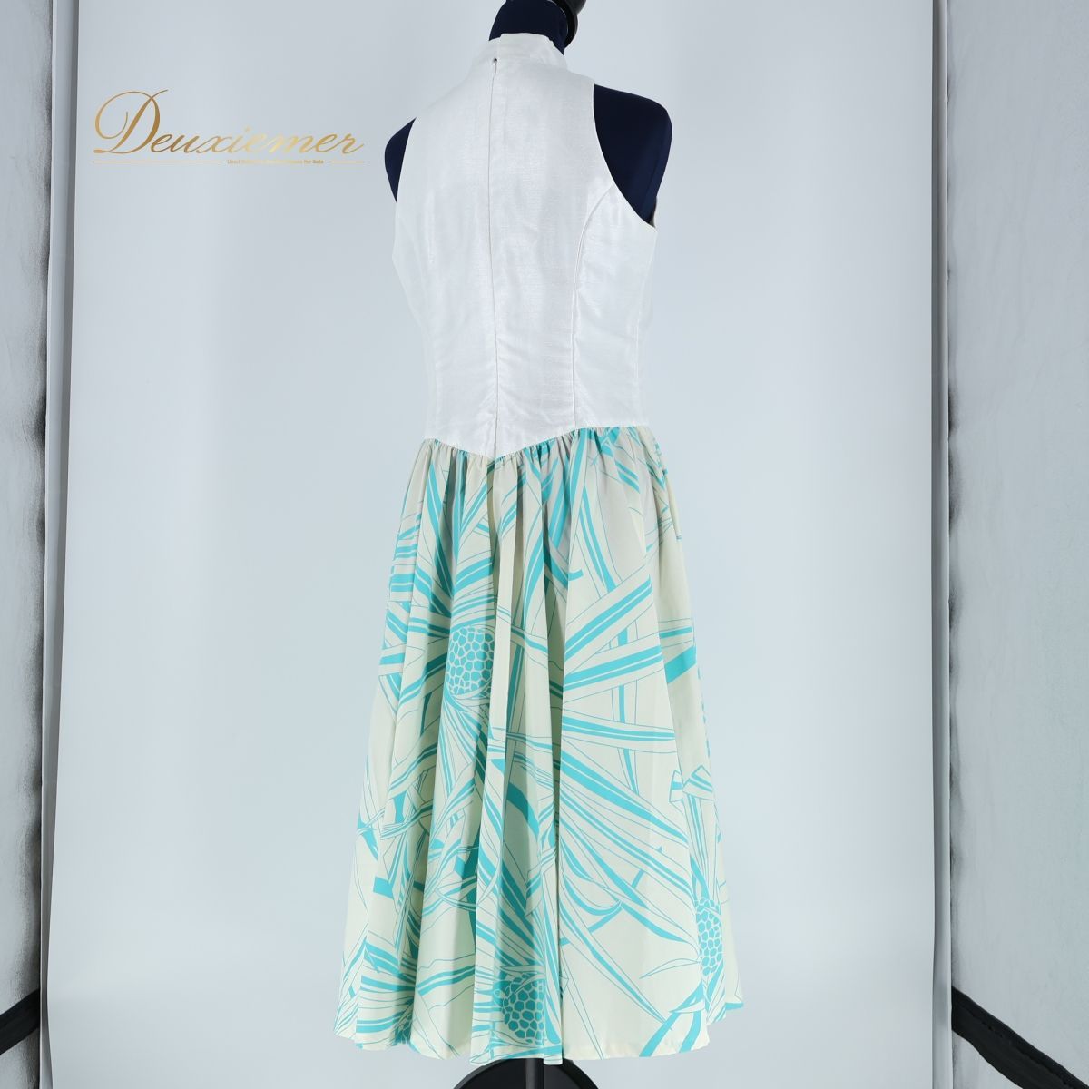 【日本製 フラダンス衣装】アイボリー ALOHA STANDARDS ワンピース 日本製 フラダンス衣装】アイボリー ALOHA STANDARDS ワンピース