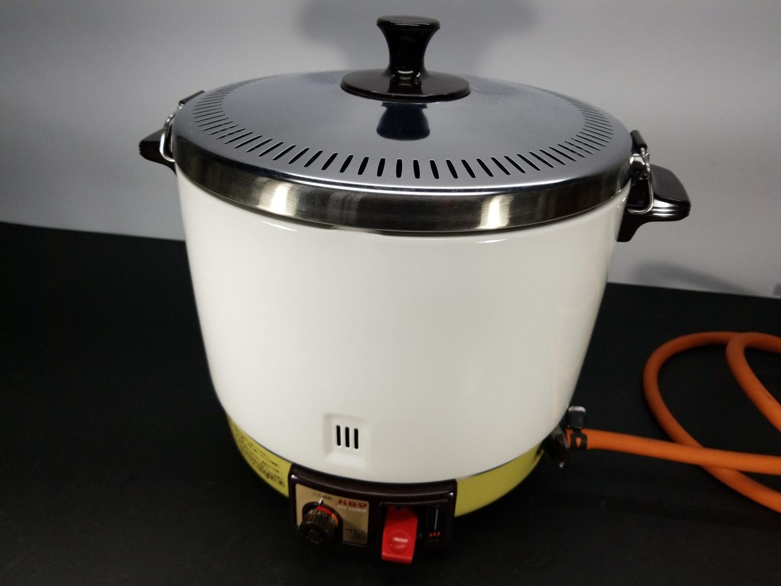 B壁 昭和レトロ パロマ ガス炊飯器 PR-400・F LPガス用 2.2升炊き B壁 昭和レトロ パロマ ガス炊飯器 PR-400・F LPガス用 2.2升