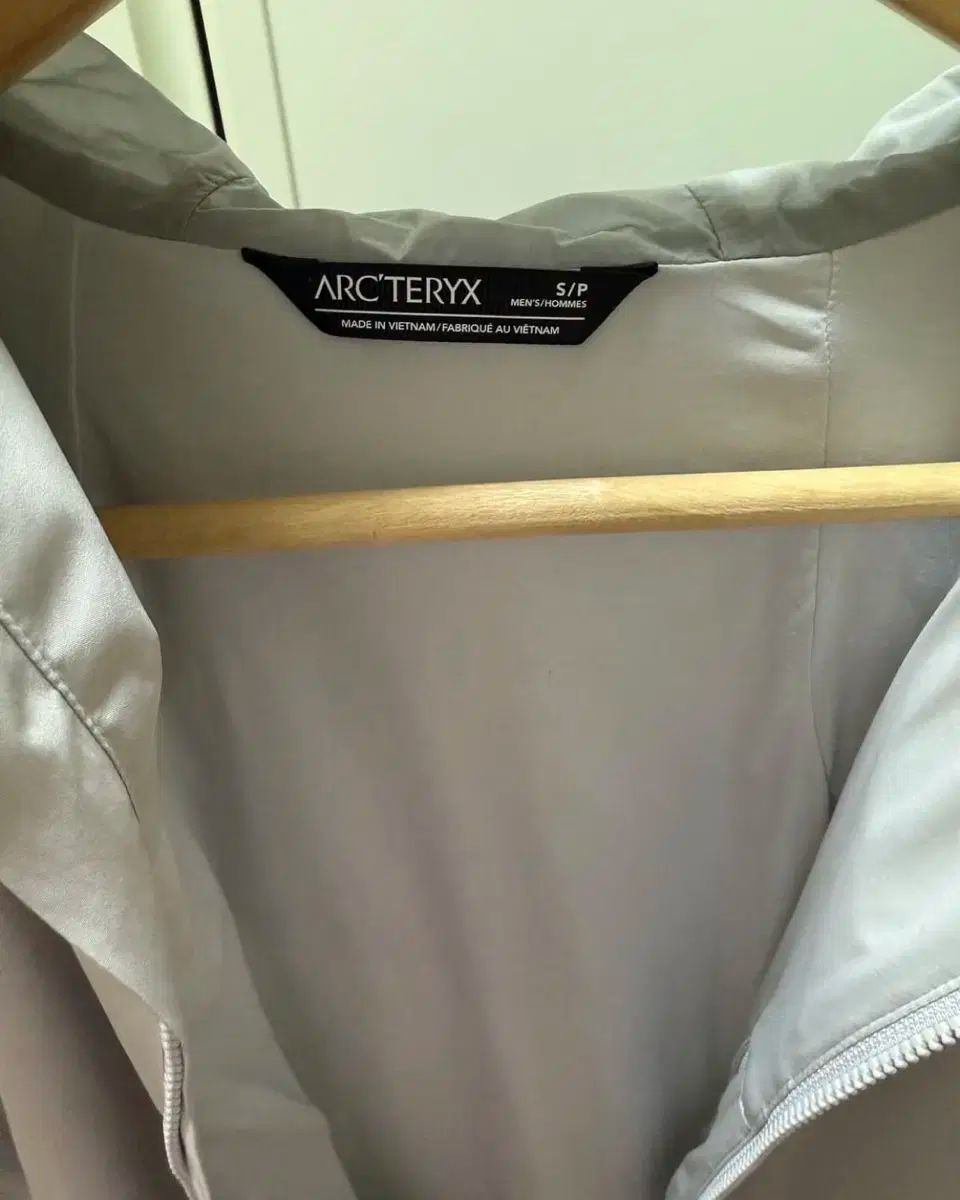 ARC TERYX アークテリクス ソラノ フーディー パーカー 孤独 メンズ S HRDEVELOPMENT_JP