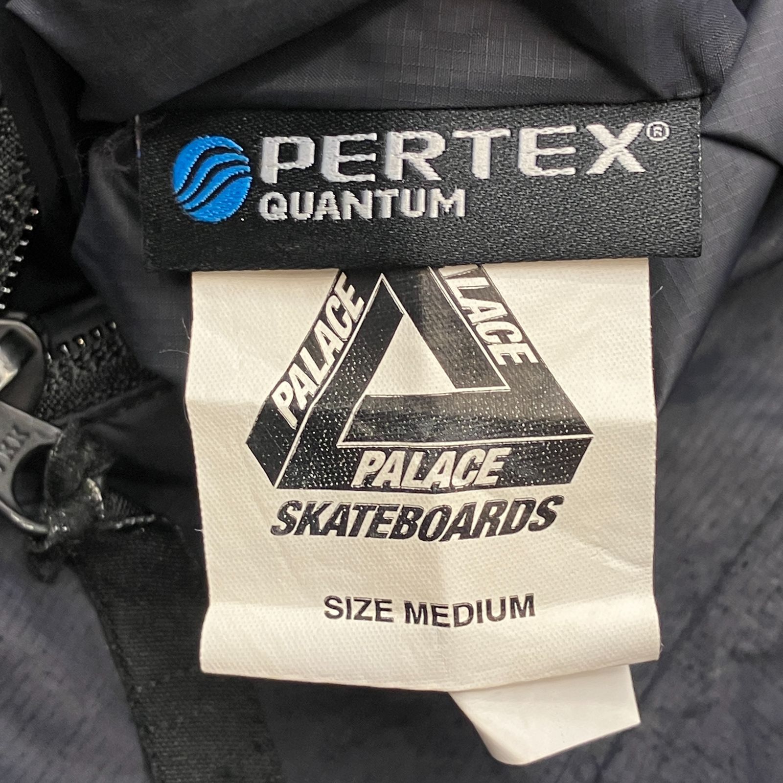 PALACE SKATEBOARDS（パレス スケートボード）フリース 落葉迷彩