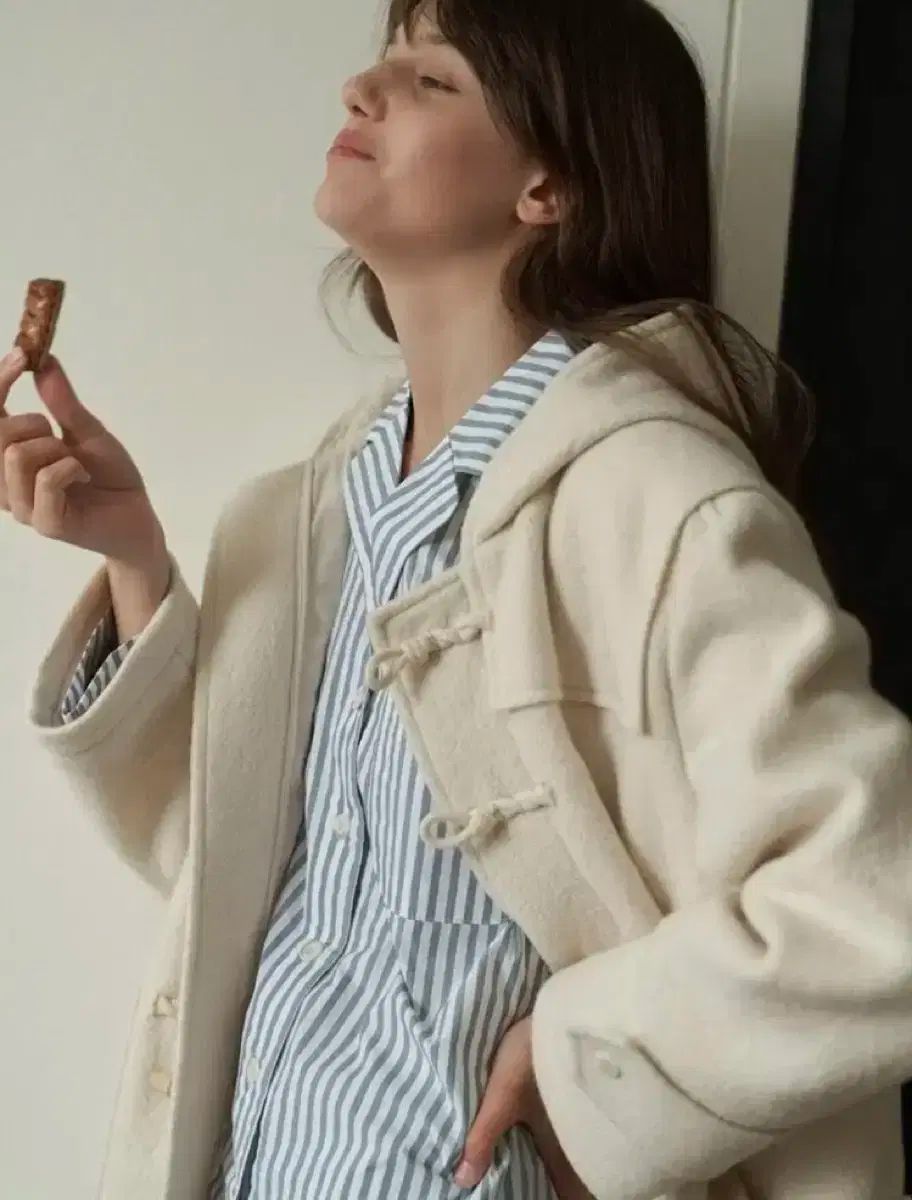 VENUMENT ダッフルコート エクリュ