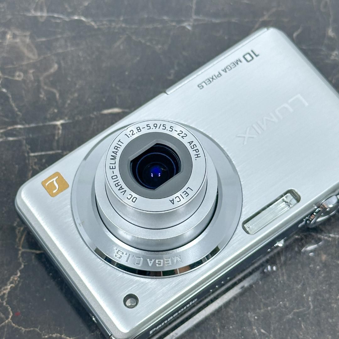【外観美品】Panasonic LUMIX DMC-FS7 シルバー　デジカメ Panasonic LUMIX DMC-FS7 シルバー 概要 デジタルカメラ DMC-FS7