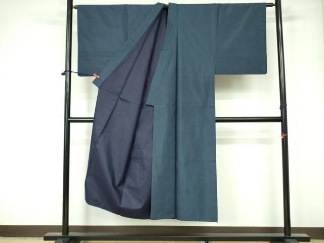 平和屋着物○男性 紬 100亀甲 金峰亀甲絣 反端付き 正絹 逸品