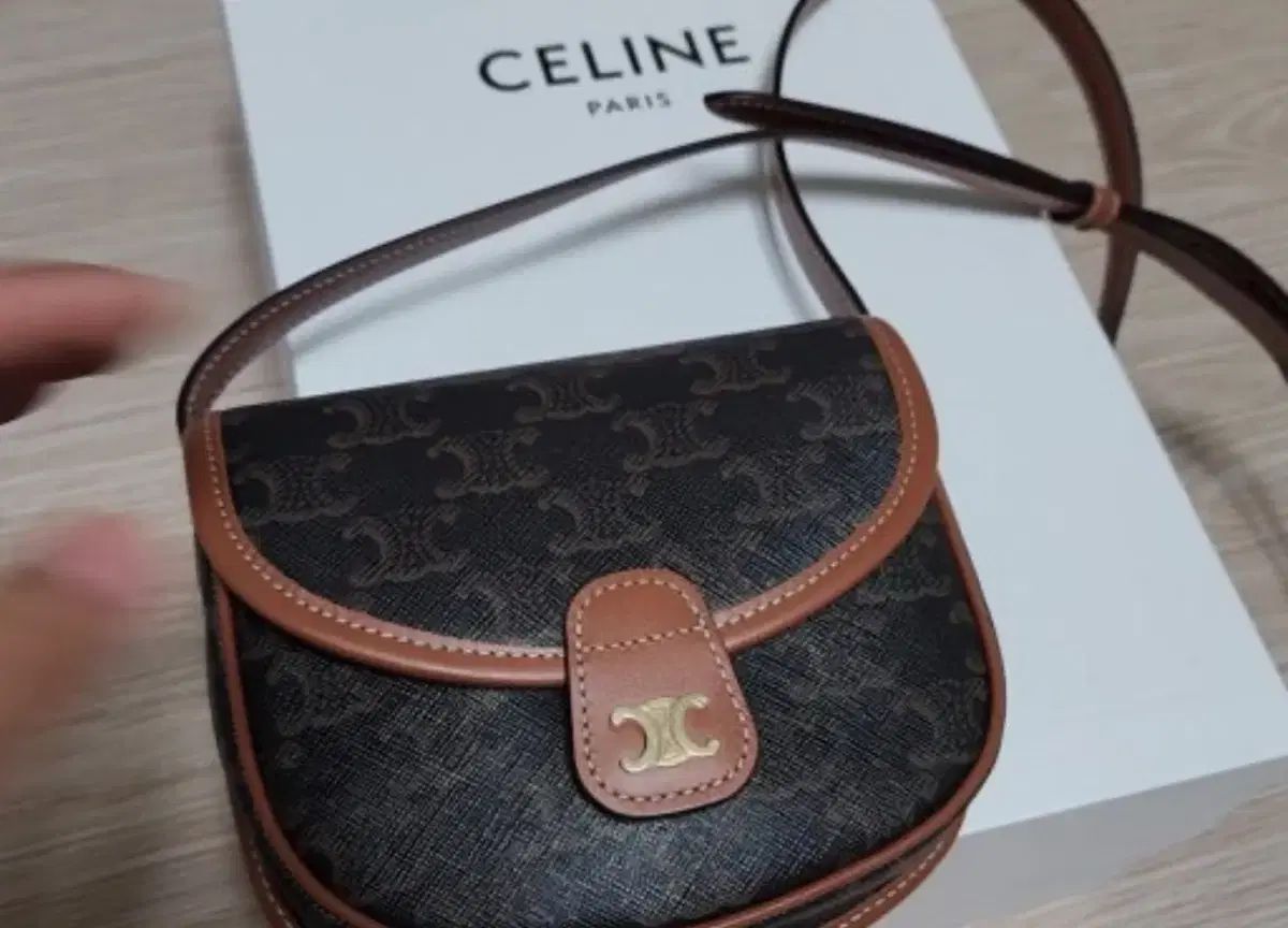 Celine セリーヌ ミニボディ トリオンフ