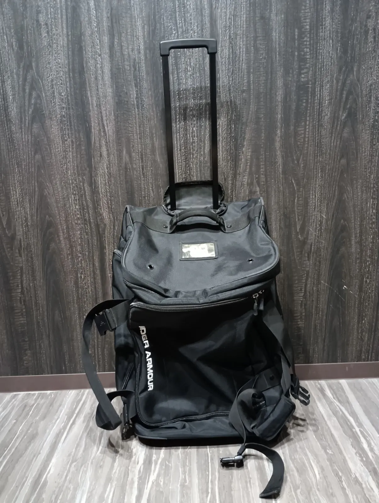 2026年最新】アンダーアーマー キャリーバッグの人気アイテム - メルカリ