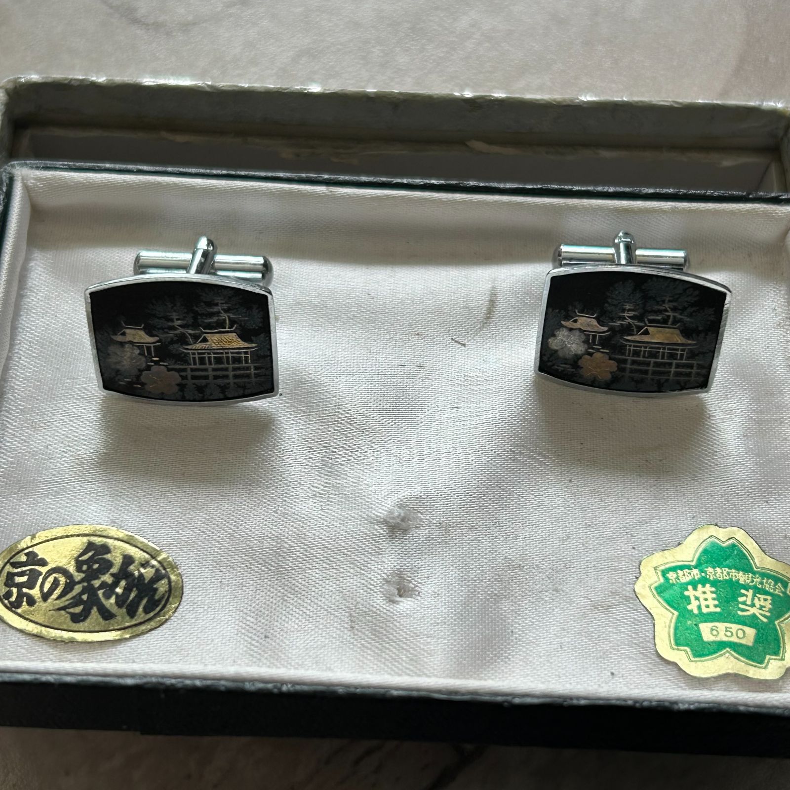 値下！　珊瑚　ネクタイピン＆カフスボタン 京の象がん 純金使用 古代珊瑚 天然石 ネクタイピン＆カフス