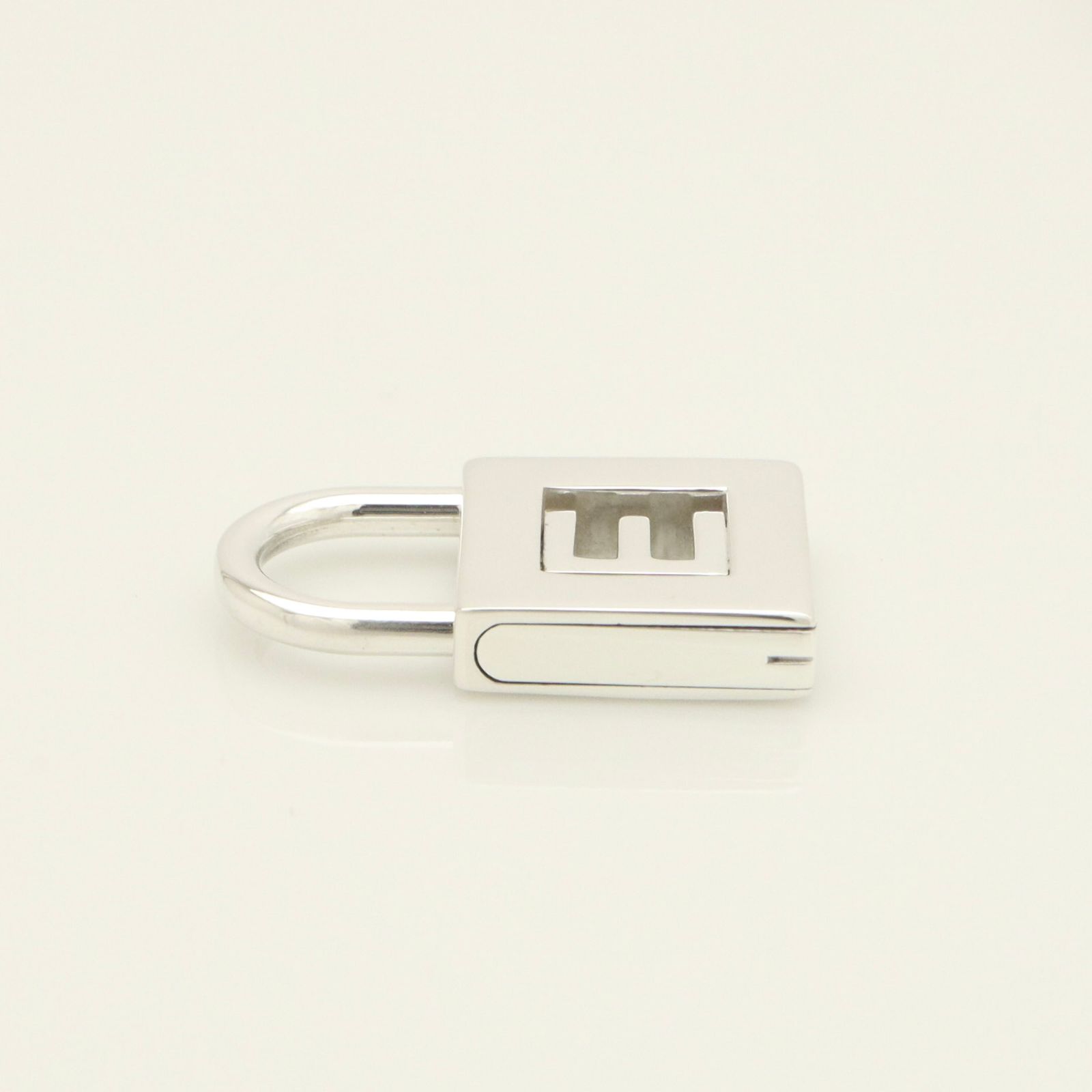 ティファニー TIFFANY＆Co. カデナ ロック Y アルファベット チャーム