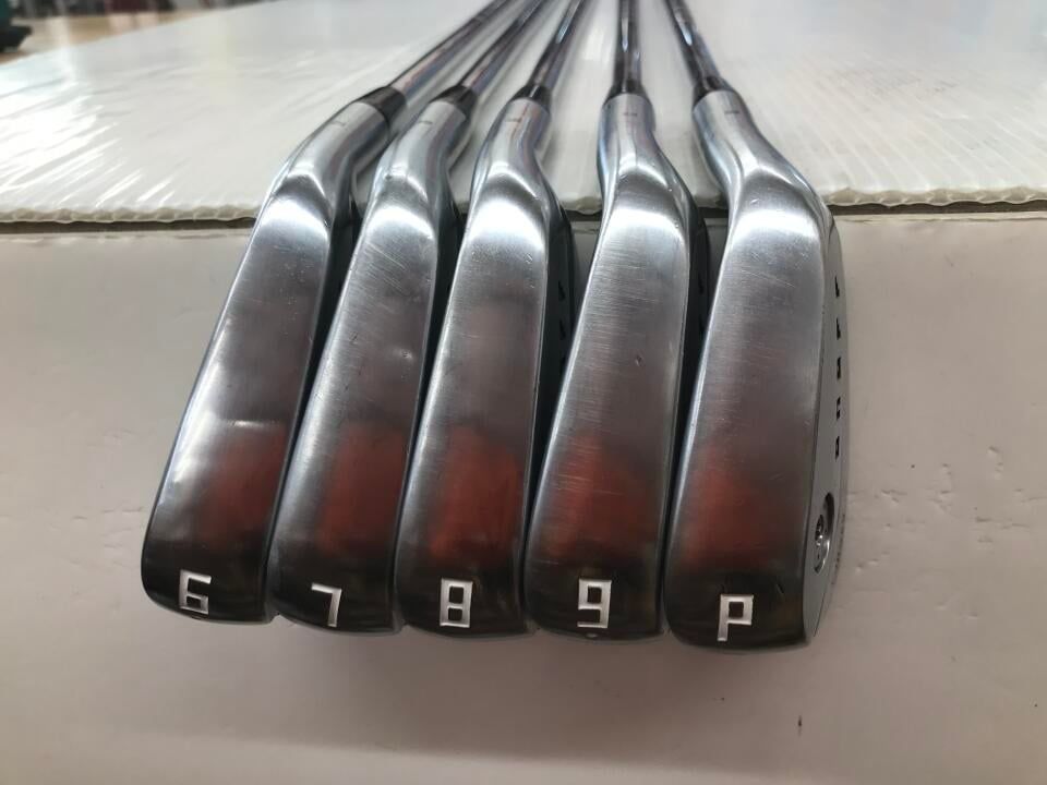 ONOFF FORGED KURO 2025 S NSプロ MODUS 3 TOUR 105 アイアンセット グローブライド 最短