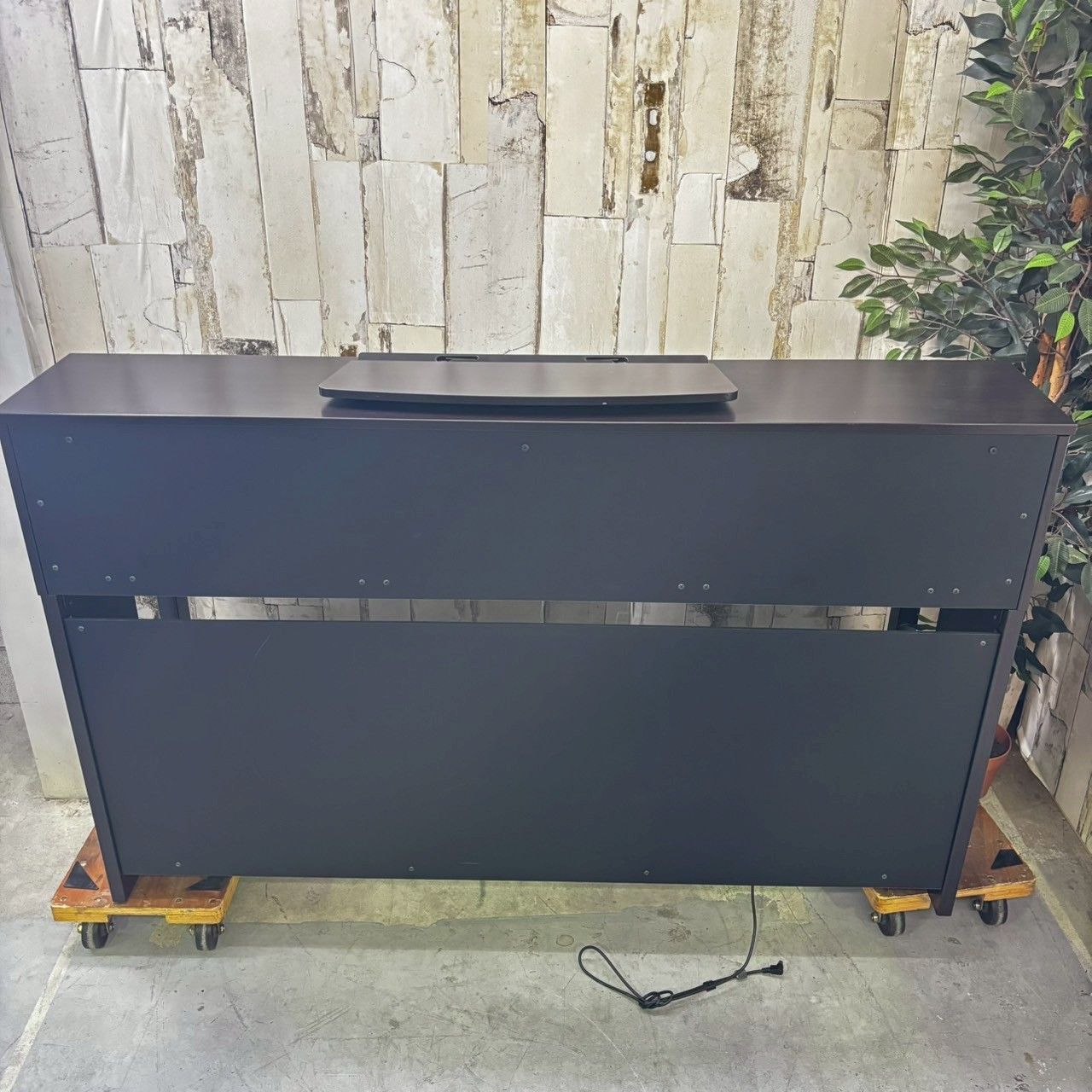 CLP-735 Clavinova