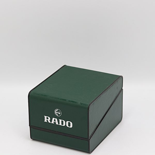 ☆稼働中YSLメンズ腕時計☆ロゴ入りスクエアフェイス ステンレスベルト