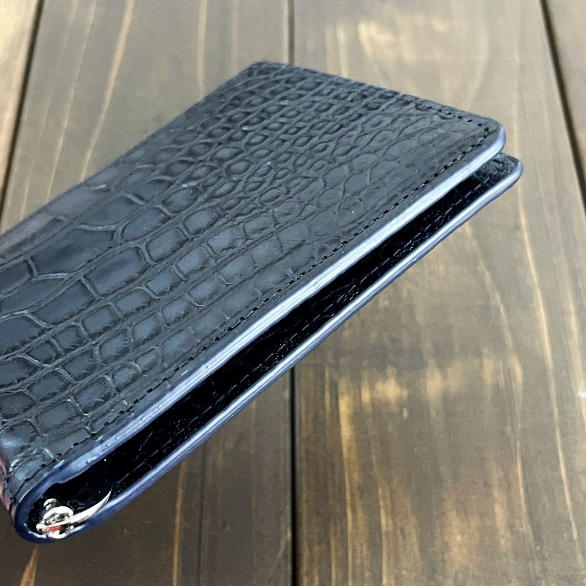 ⭐️未使用級⭐️　FENDI　FFロゴ　マネークリップ　折り財布　ブラック　レザー ⭐️未使用級⭐️ FENDI FFロゴ マネークリップ 折り財布