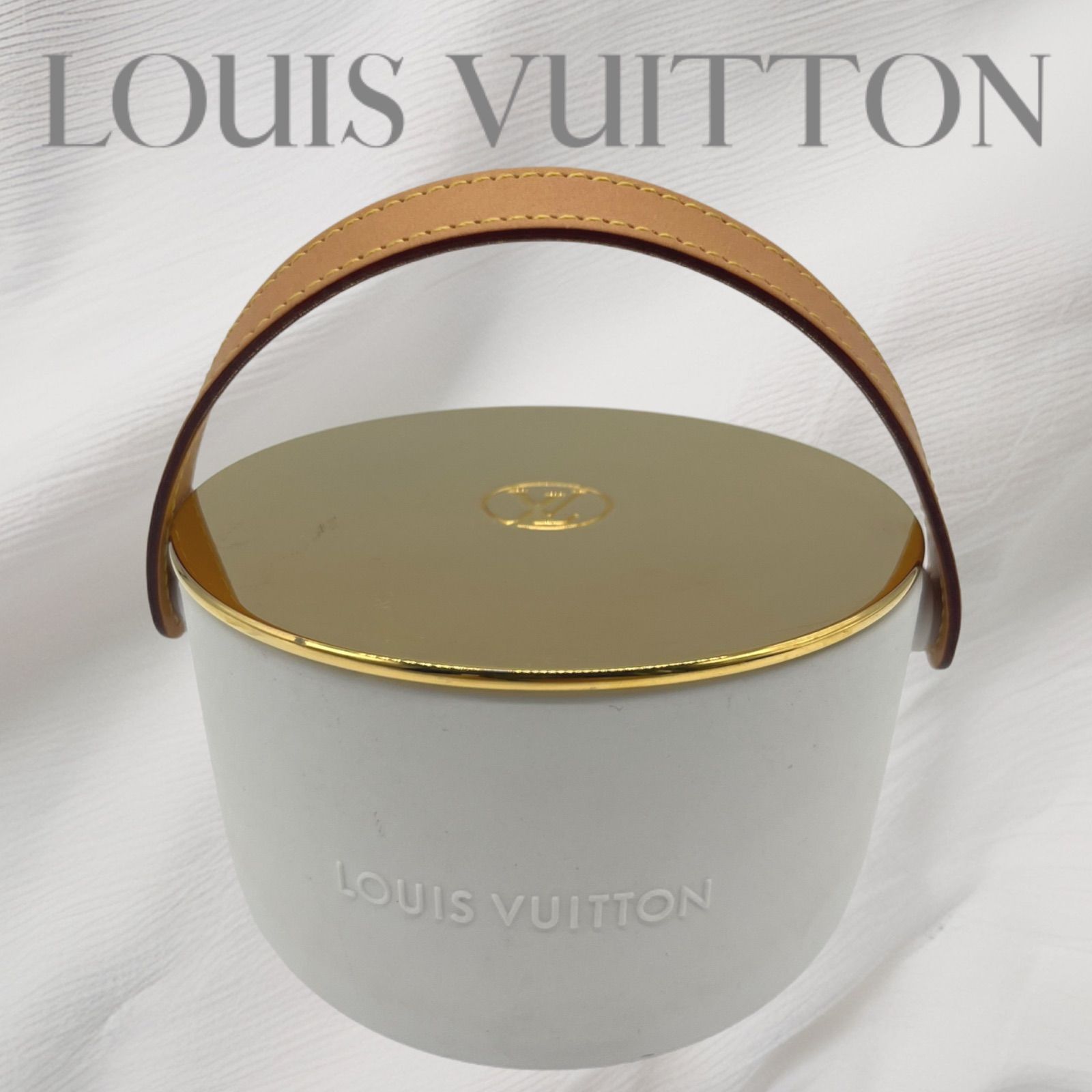 LOUIS VUITTON Ile Blanche 香り付きキャンドル ルイヴィトン アロマキャンドル 香りのろうそく ILE BLANCHE