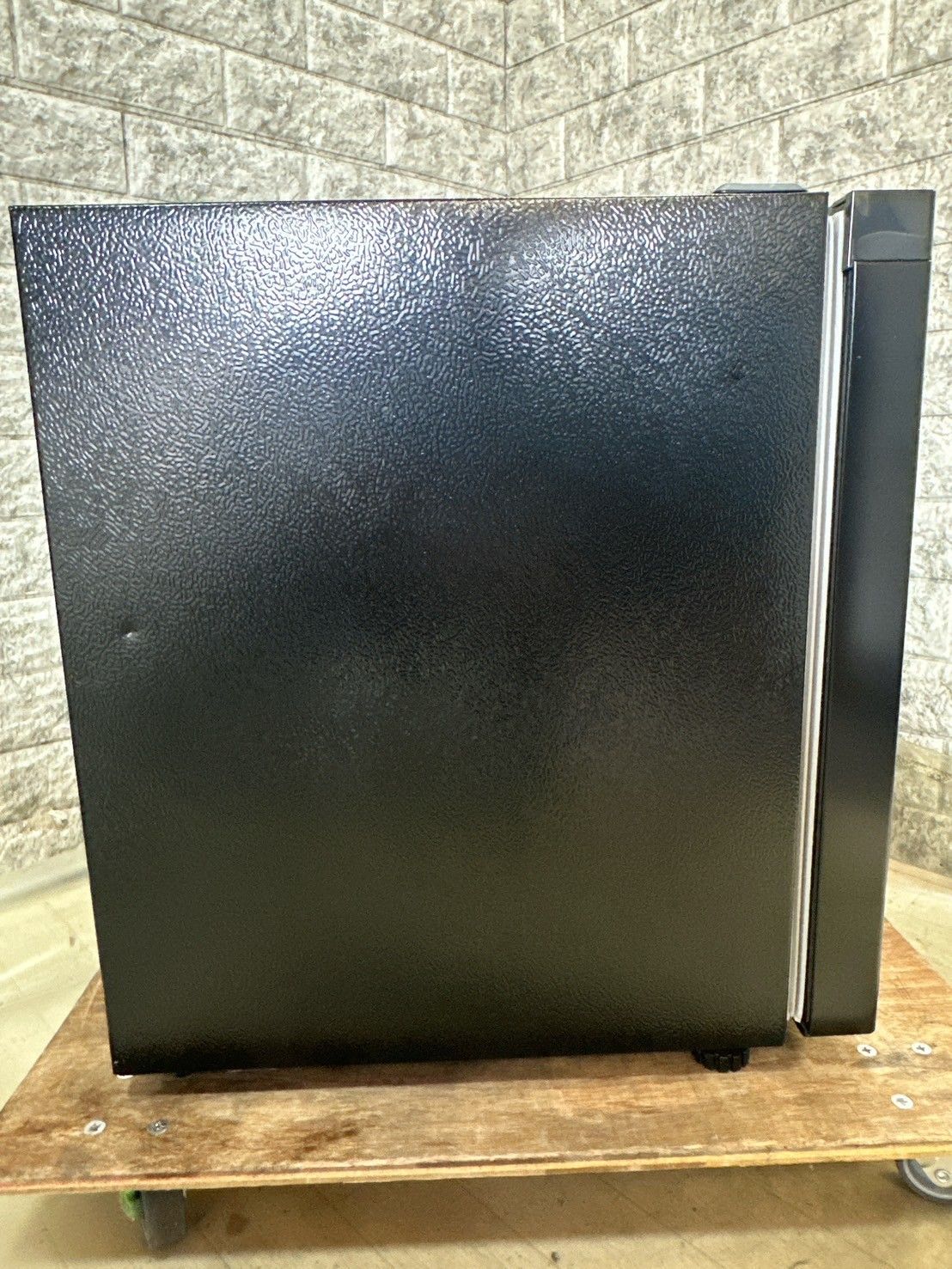 【高年式】佐川発送★3か月保障付き★2023年★PF-A31FD-B★R-904 高年式】佐川発送☆3か月保障付き☆冷蔵庫☆アイリスオーヤマ☆1