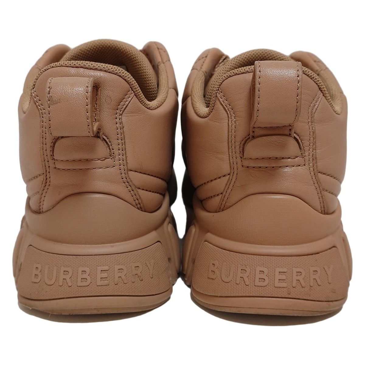 バーバリーロンドンイングランド スニーカー 35 ユニセックス - ピンク  