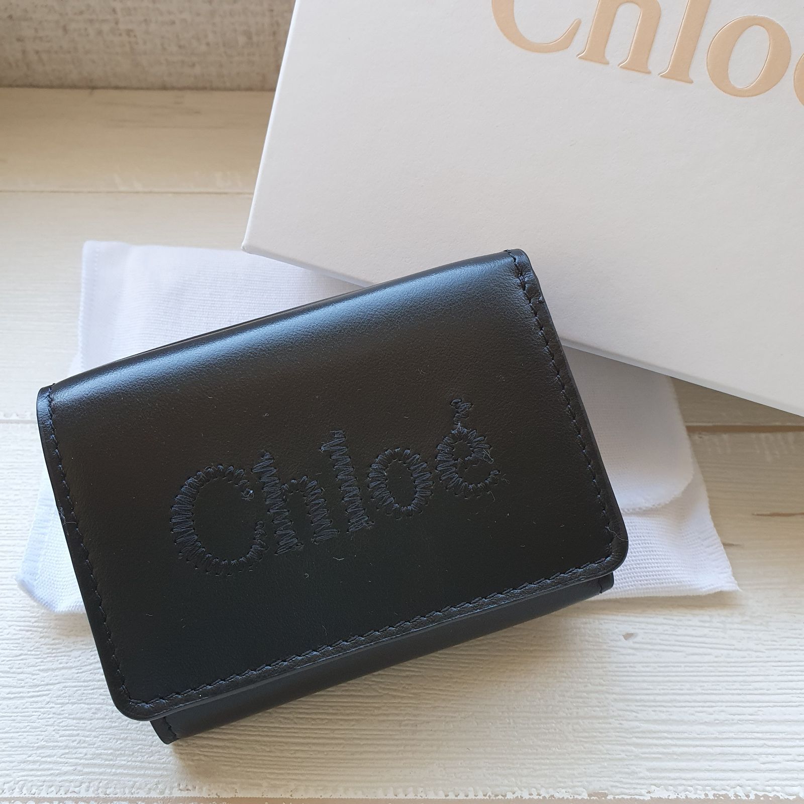 新品未使用Chloe 財布 ブラック新品未使用 - ラッピング・包装