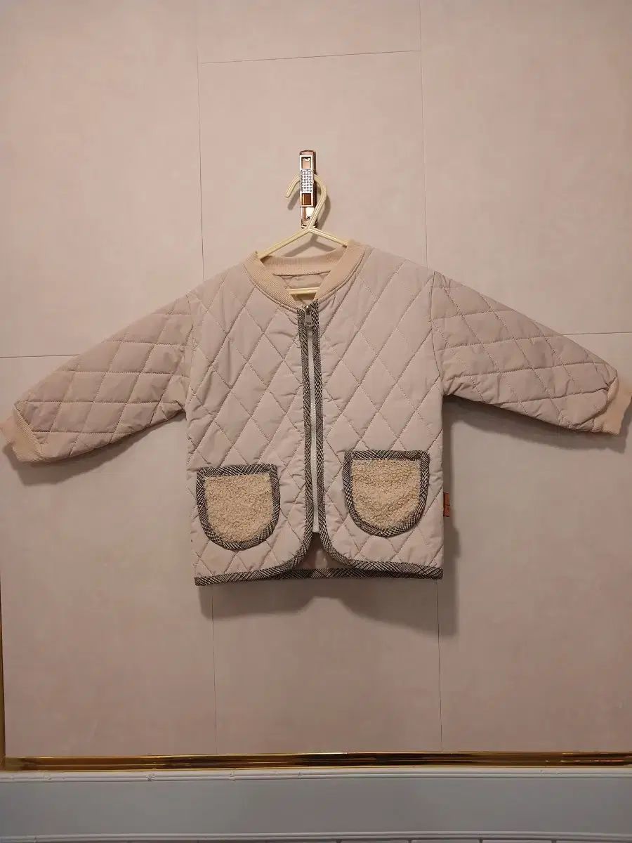 キッズ キルティング 上下セット L サイズ