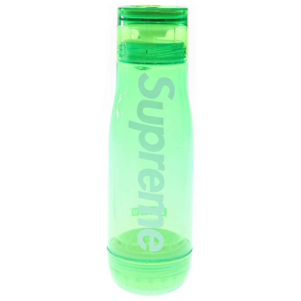 supreme 水筒 Supreme/SIGG Traveller 0.6L 水筒 赤 - メルカリ