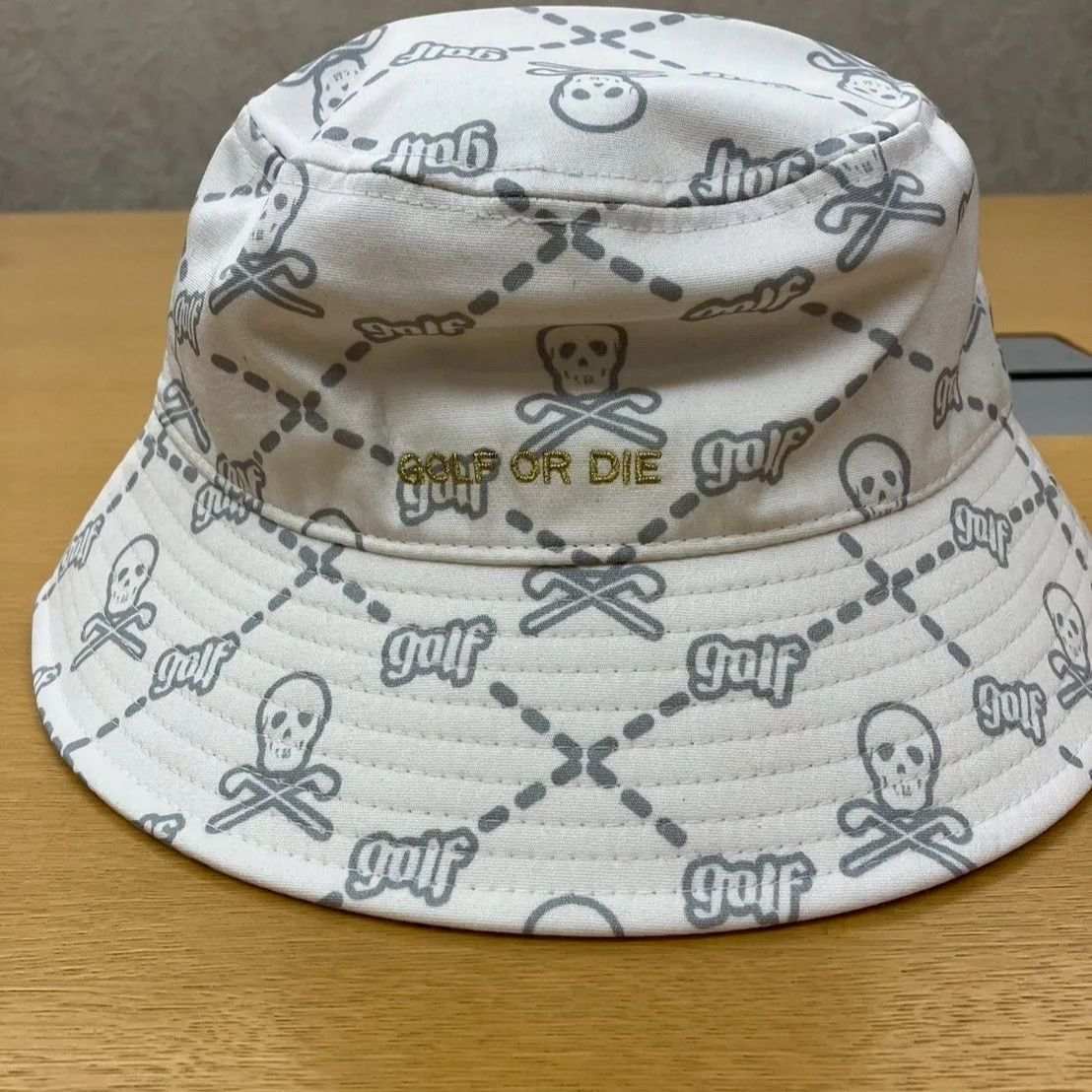 MARK&LONA GOLF OR DIE （帽子内側に38表記）バケットハット