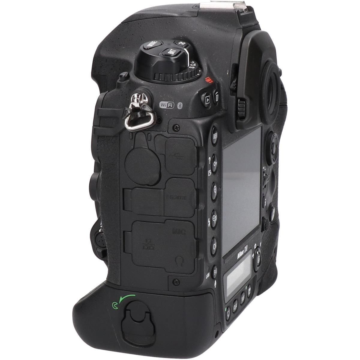 ＮＩＫＯＮ Ｄ６