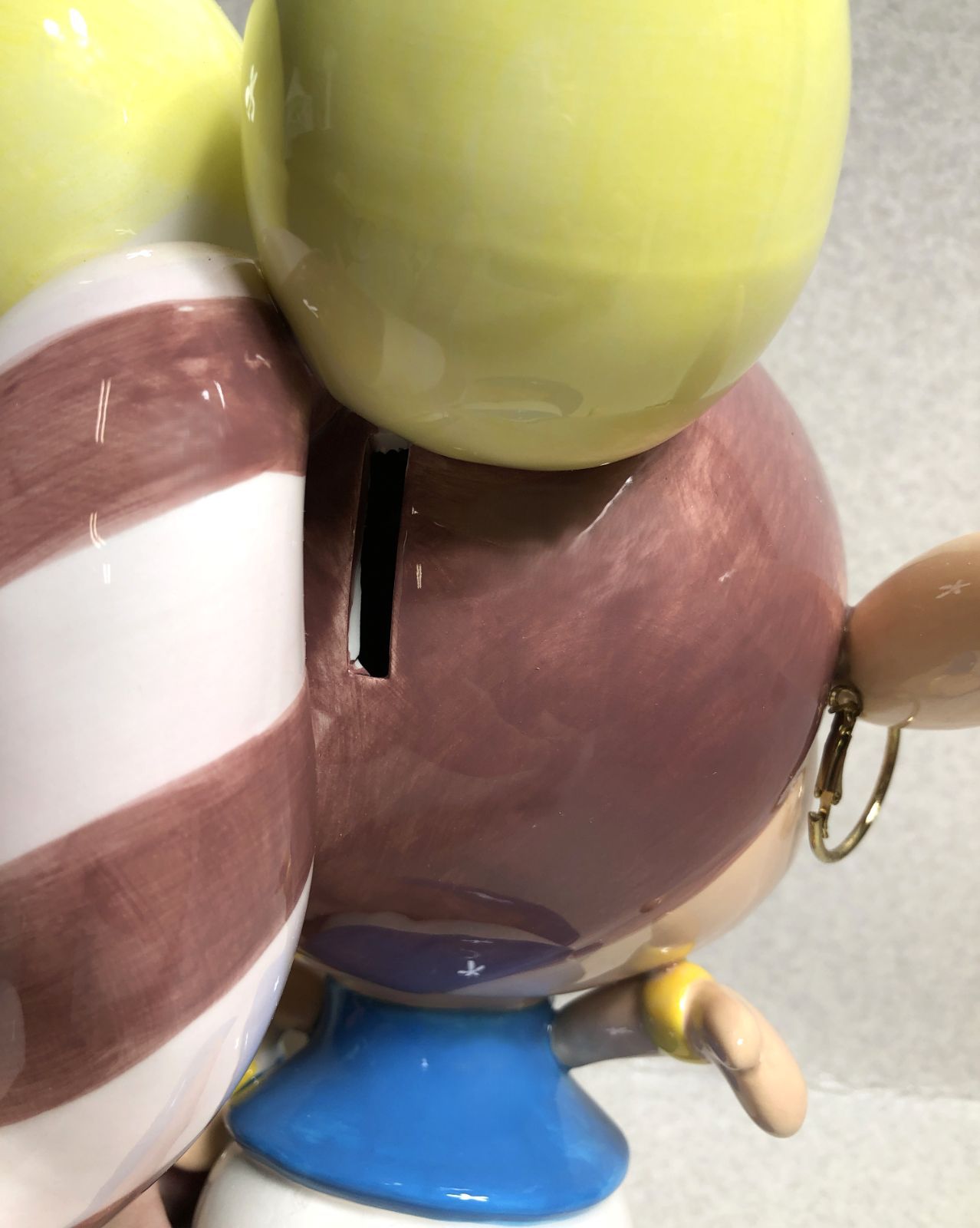 DH998】ハクション大魔王 よばれてとびでてあくびちゃん 陶器製