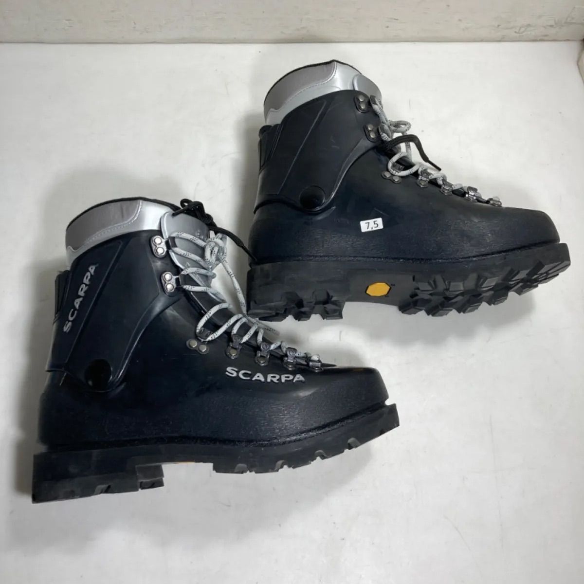 未使用品 SCARPA スカルパ VEGA ベガ トレッキングブーツ8.5 Italy製 未使用品 SCARPA スカルパ VEGA ベガ トレッキングブーツ8.5