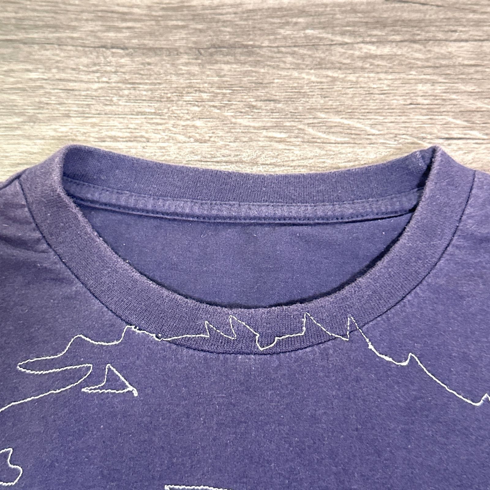 BLESS N°09 Stitched Starcut フェイス刺繍Tシャツ M ネイビー